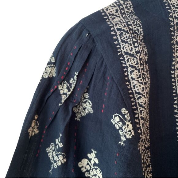 Lucky Brand 3/4 sleeve baby doll boho top, V-neck, navy blue red accents Sz XS - Picture 3 of 9